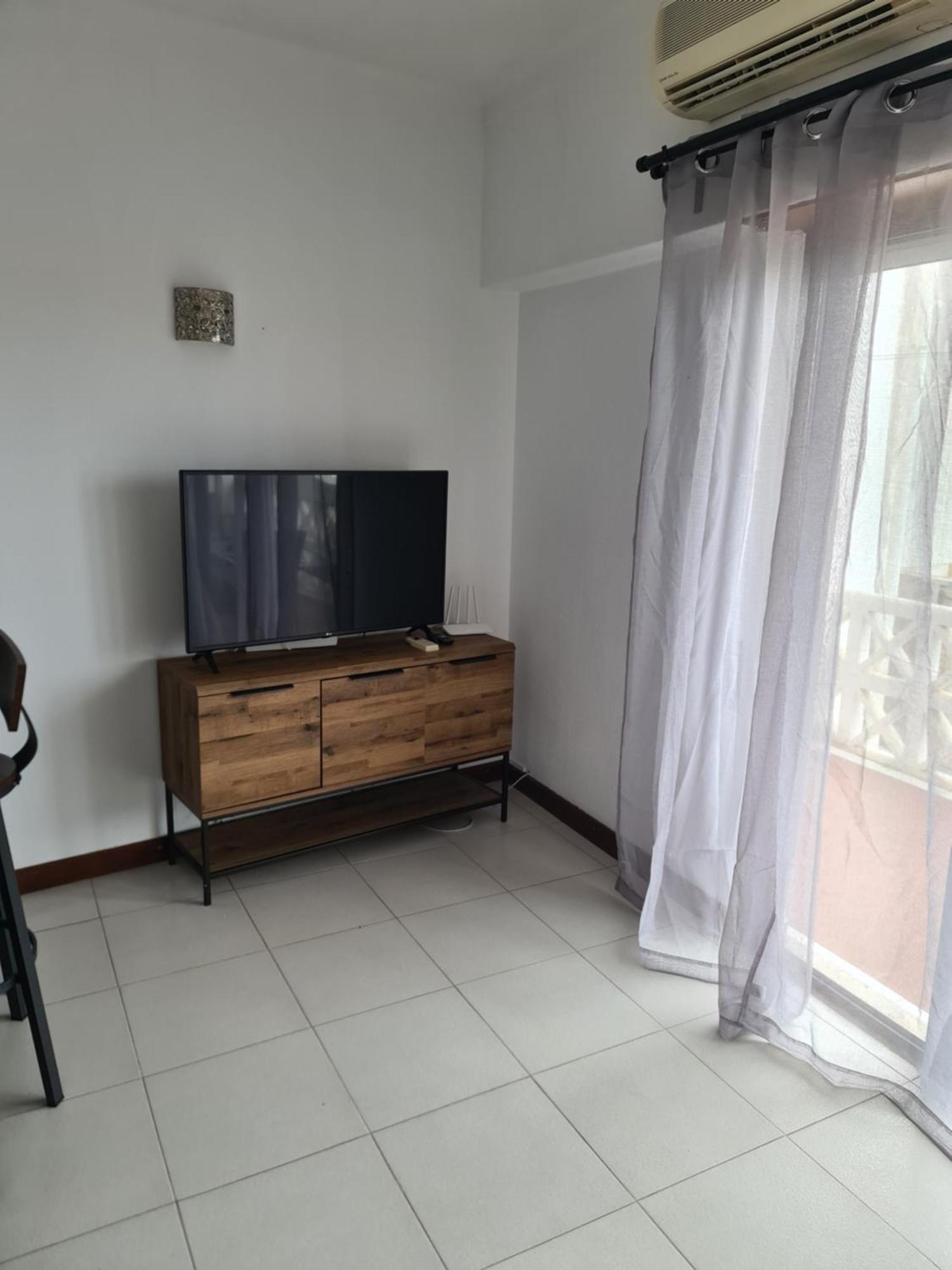 1 Bedroomed Apartment - Ocean View - Oura - Beach Albufeira Esterno foto